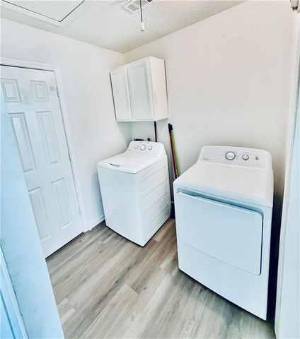 328 Roosevelt Circle NE, Marietta, GA 30060