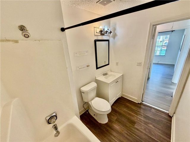 328 Roosevelt Circle NE, Marietta, GA 30060