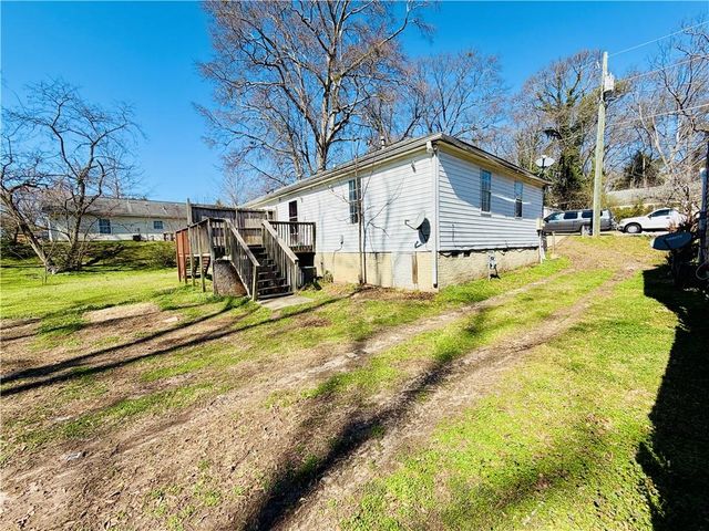 328 Roosevelt Circle NE, Marietta, GA 30060