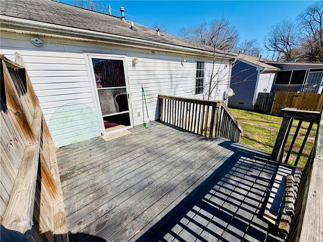 328 Roosevelt Circle NE, Marietta, GA 30060