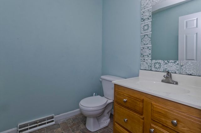 3 Rita Mary Way, Westfield, MA 01085