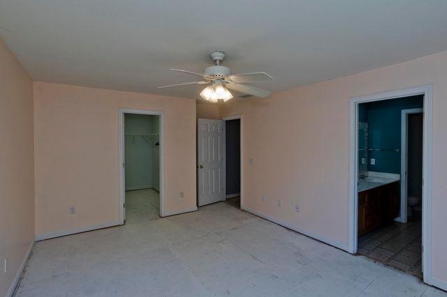 3 Rita Mary Way, Westfield, MA 01085