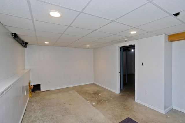 3 Rita Mary Way, Westfield, MA 01085