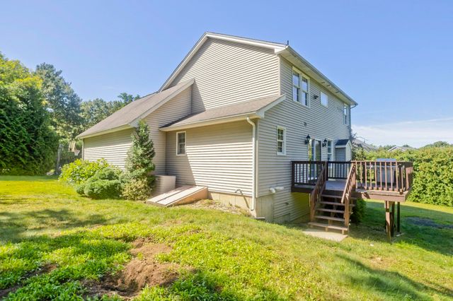 3 Rita Mary Way, Westfield, MA 01085