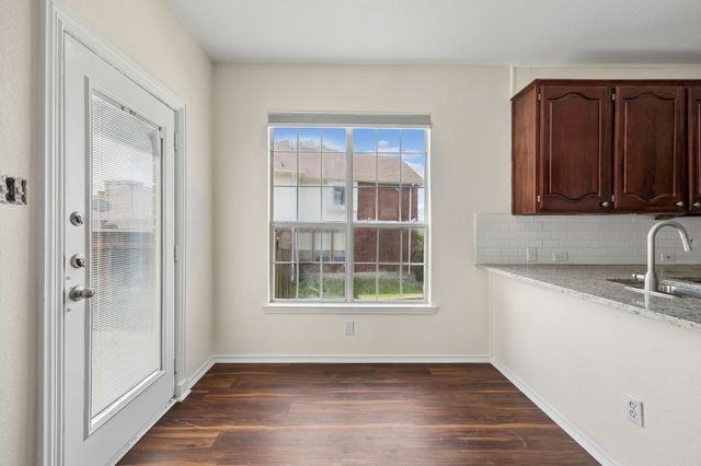 1604 Bennington Drive, Carrollton, TX 75007