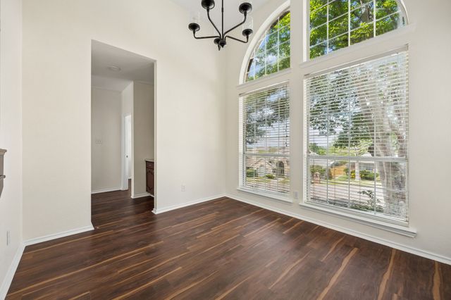 1604 Bennington Drive, Carrollton, TX 75007