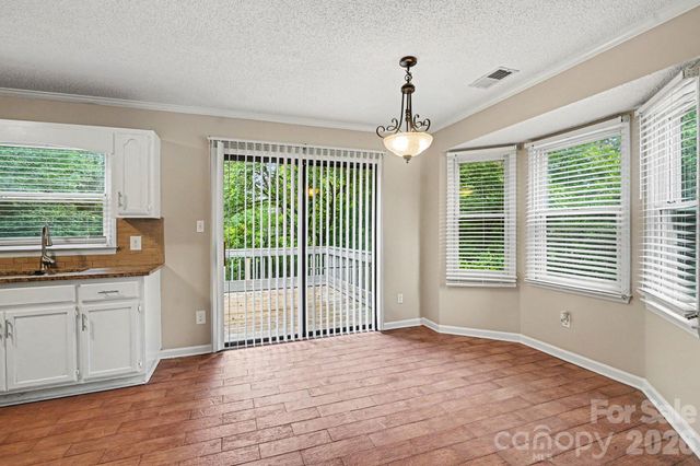 10826 Hunters Trace Court, Charlotte, NC 28262