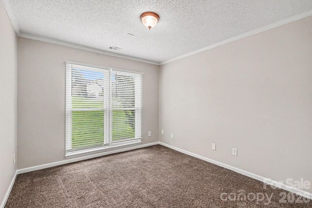 10826 Hunters Trace Court, Charlotte, NC 28262