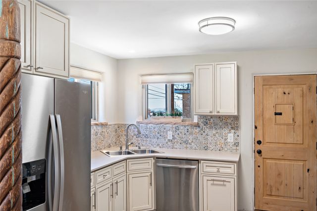 1417 Agua Fria Street 2, Santa Fe, NM 87505