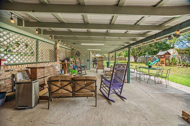 11021 Fieldcrest Dr, Baton Rouge, LA 70811