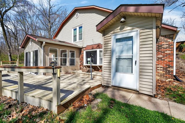330 Duck Creek Lane, Noblesville, IN 46060