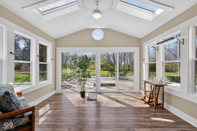 330 Duck Creek Lane, Noblesville, IN 46060