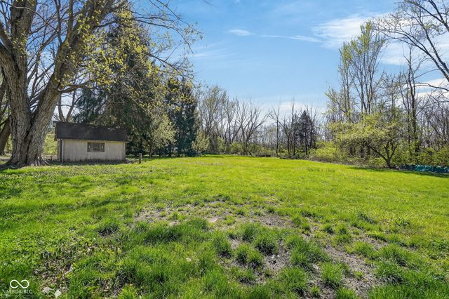 330 Duck Creek Lane, Noblesville, IN 46060