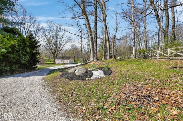 330 Duck Creek Lane, Noblesville, IN 46060