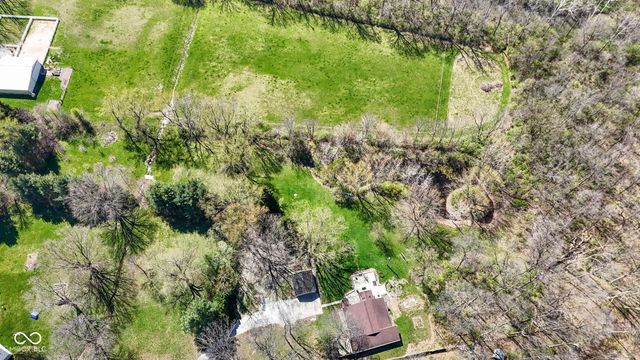 330 Duck Creek Lane, Noblesville, IN 46060