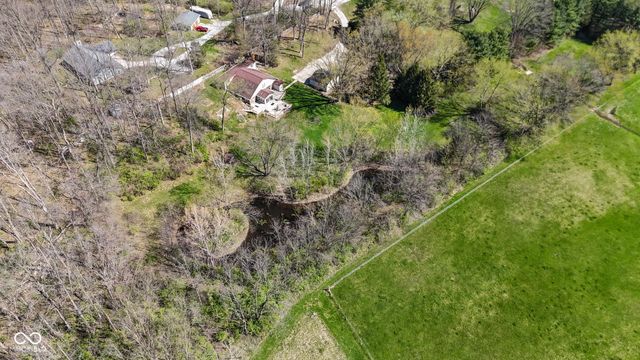 330 Duck Creek Lane, Noblesville, IN 46060