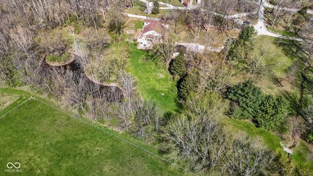 330 Duck Creek Lane, Noblesville, IN 46060