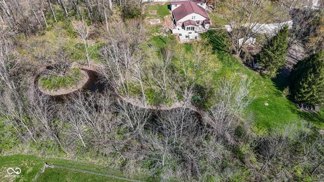 330 Duck Creek Lane, Noblesville, IN 46060