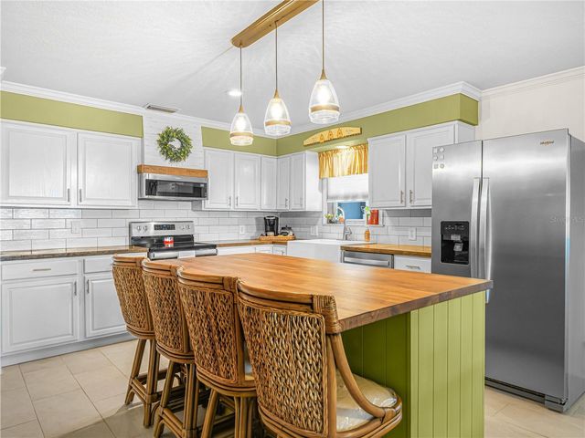 6404 JENNY DRIVE, Lake Wales, FL 33898