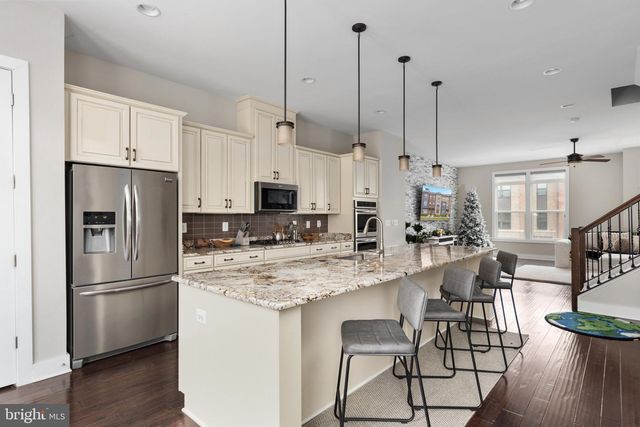 44735 MEDWAY TER, Ashburn, VA 20147