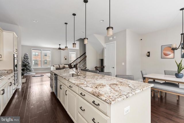 44735 MEDWAY TER, Ashburn, VA 20147