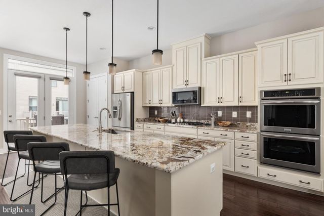 44735 MEDWAY TER, Ashburn, VA 20147
