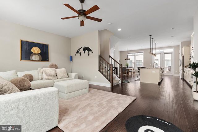 44735 MEDWAY TER, Ashburn, VA 20147