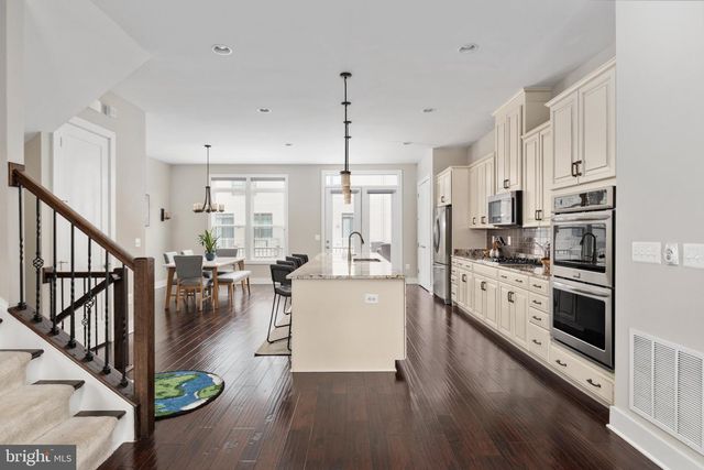 44735 MEDWAY TER, Ashburn, VA 20147