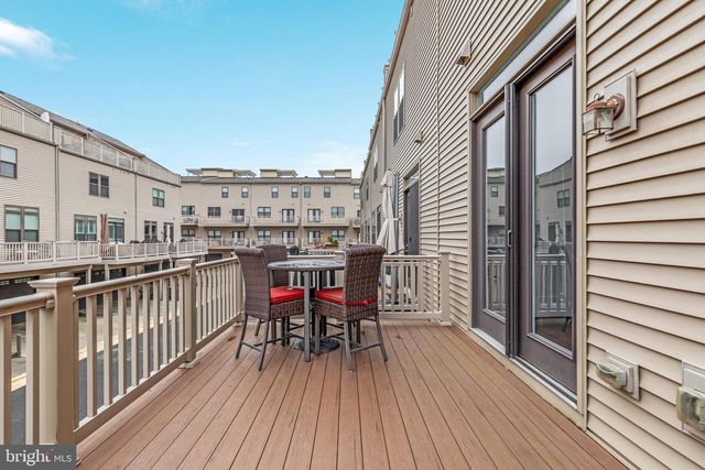44735 MEDWAY TER, Ashburn, VA 20147