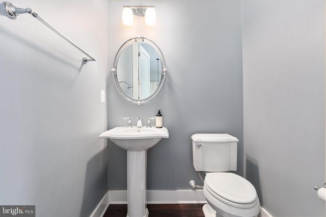 44735 MEDWAY TER, Ashburn, VA 20147