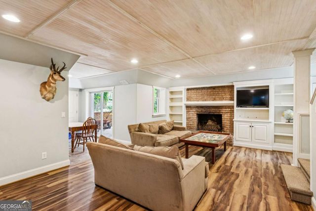 2510 Monterey Drive NE, Marietta, GA 30068