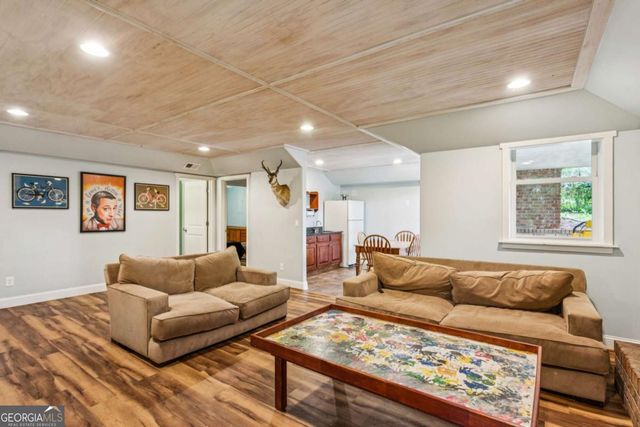 2510 Monterey Drive NE, Marietta, GA 30068