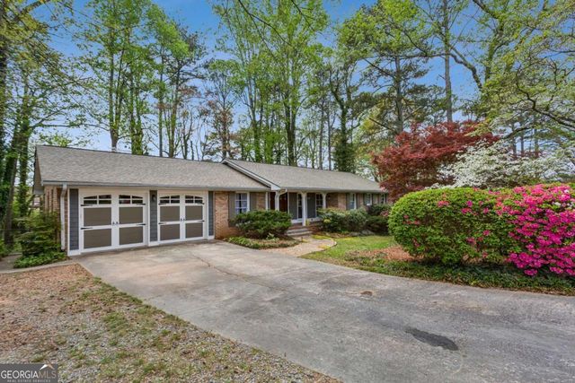 2510 Monterey Drive NE, Marietta, GA 30068