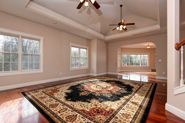 1218 W Holly Street, Ozark, MO 65721