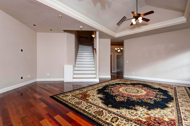 1218 W Holly Street, Ozark, MO 65721