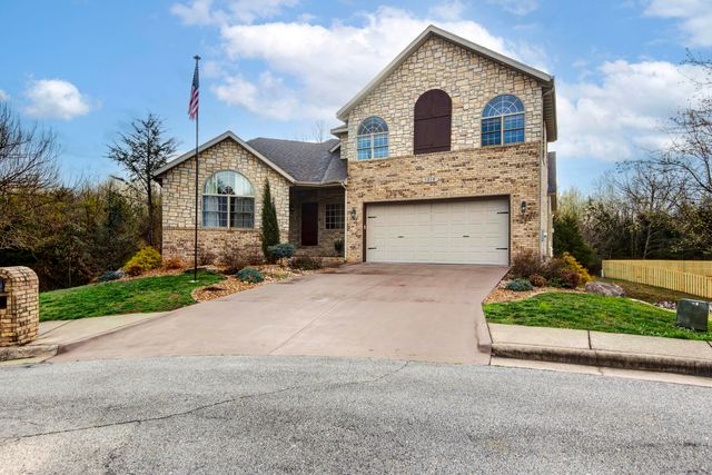 1218 W Holly Street, Ozark, MO 65721