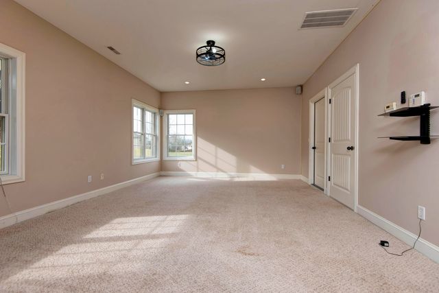 1218 W Holly Street, Ozark, MO 65721