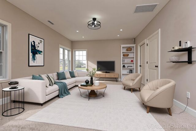 1218 W Holly Street, Ozark, MO 65721