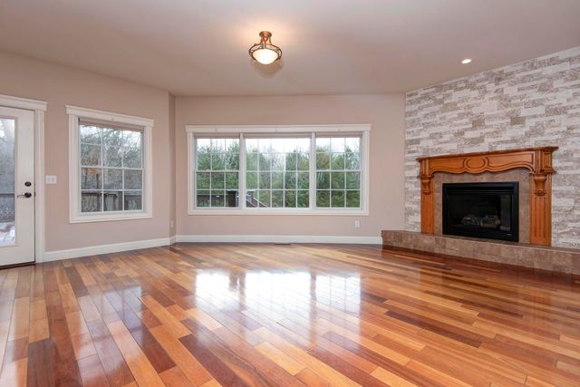 1218 W Holly Street, Ozark, MO 65721