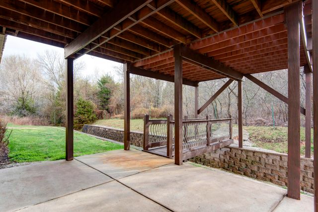 1218 W Holly Street, Ozark, MO 65721