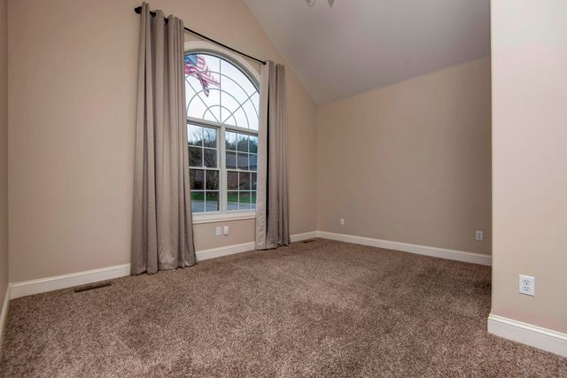 1218 W Holly Street, Ozark, MO 65721