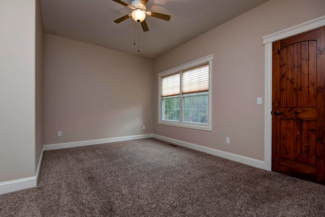 1218 W Holly Street, Ozark, MO 65721