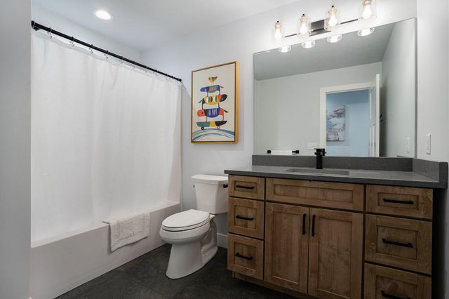 318 Edgell Street, South Haven City, MI 49090