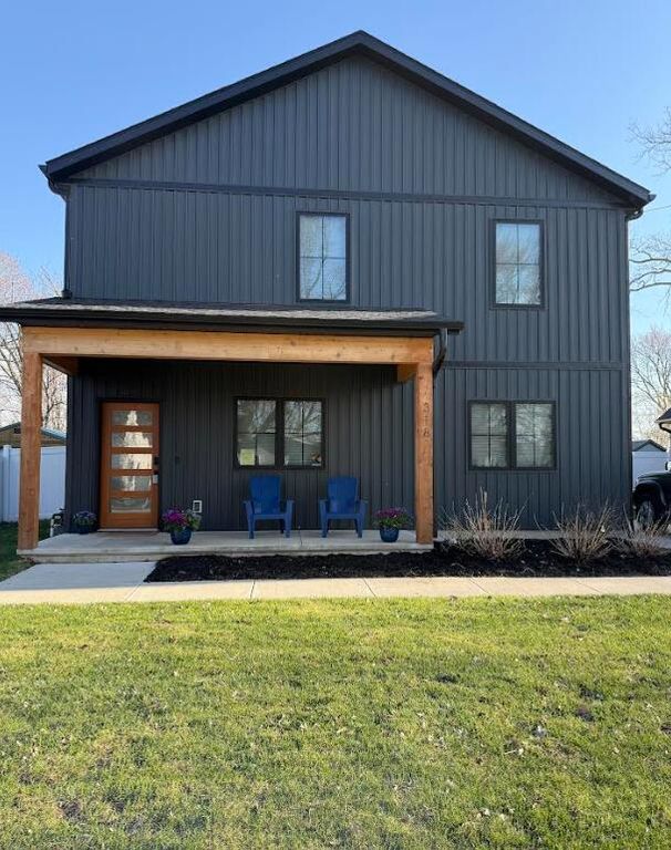 318 Edgell Street, South Haven City, MI 49090