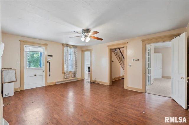 4804 NORTHWEST Boulevard, Davenport, IA 52806