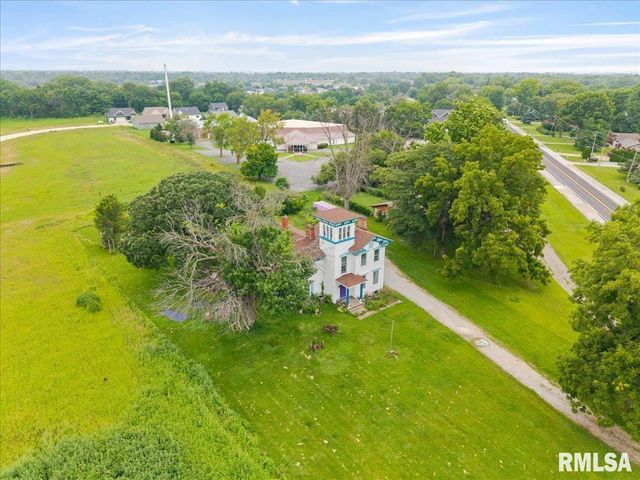 4804 NORTHWEST Boulevard, Davenport, IA 52806