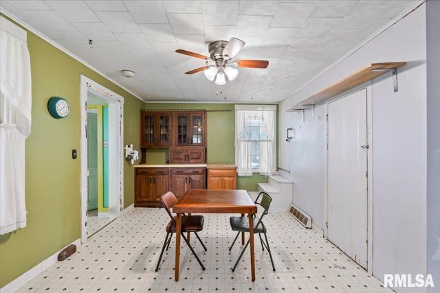 4804 NORTHWEST Boulevard, Davenport, IA 52806