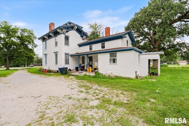 4804 NORTHWEST Boulevard, Davenport, IA 52806