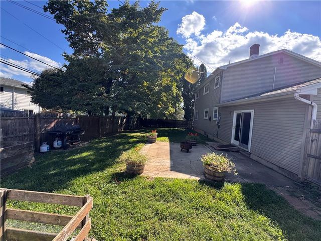 7198 Heather Road, Lower Macungie Twp, PA 18062