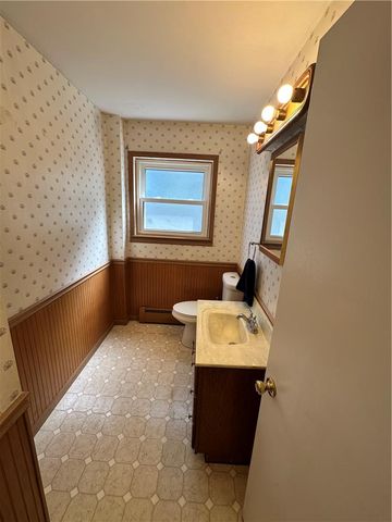 7198 Heather Road, Lower Macungie Twp, PA 18062